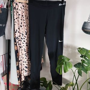 Nike Pro Dri-Fit Women’s 28” Training Tights